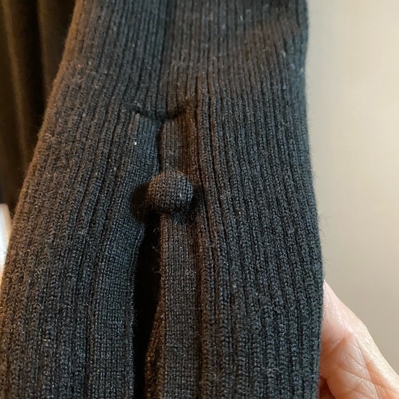 Club Monaco 2019 winter collection - Picture 3 of 3